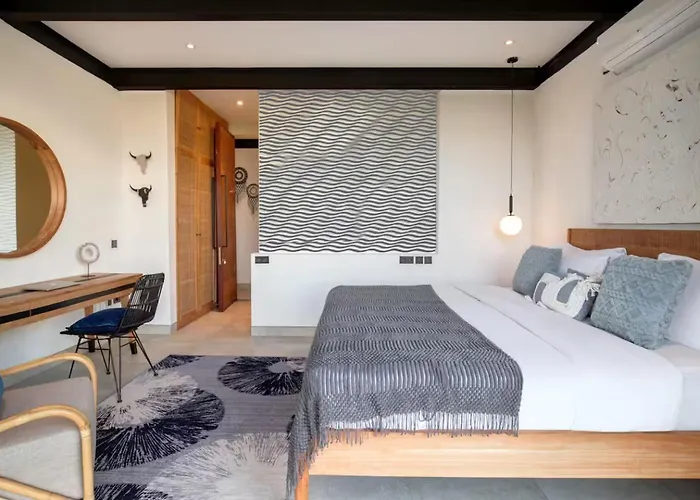 Digital Nomads! Couples! Modern Explorers! A Fresh Luxxe Hideaway In Prime For 10 * Canggu